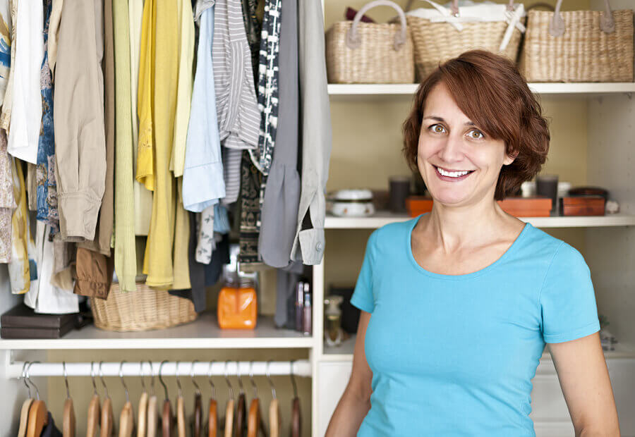 https://www.handymanconnection.net/franchise-ca/wp-content/uploads/sites/3/2021/05/bigstock-Smiling-Woman-Near-Closet-55448387.jpeg