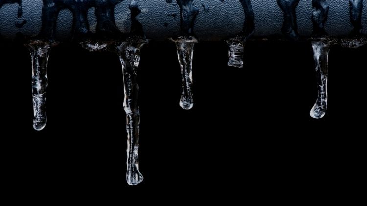 https://www.handymanconnection.net/hamilton/wp-content/uploads/sites/73/2024/12/Winter-Plumbing-Tips-Preventing-Frozen-Pipes.jpg