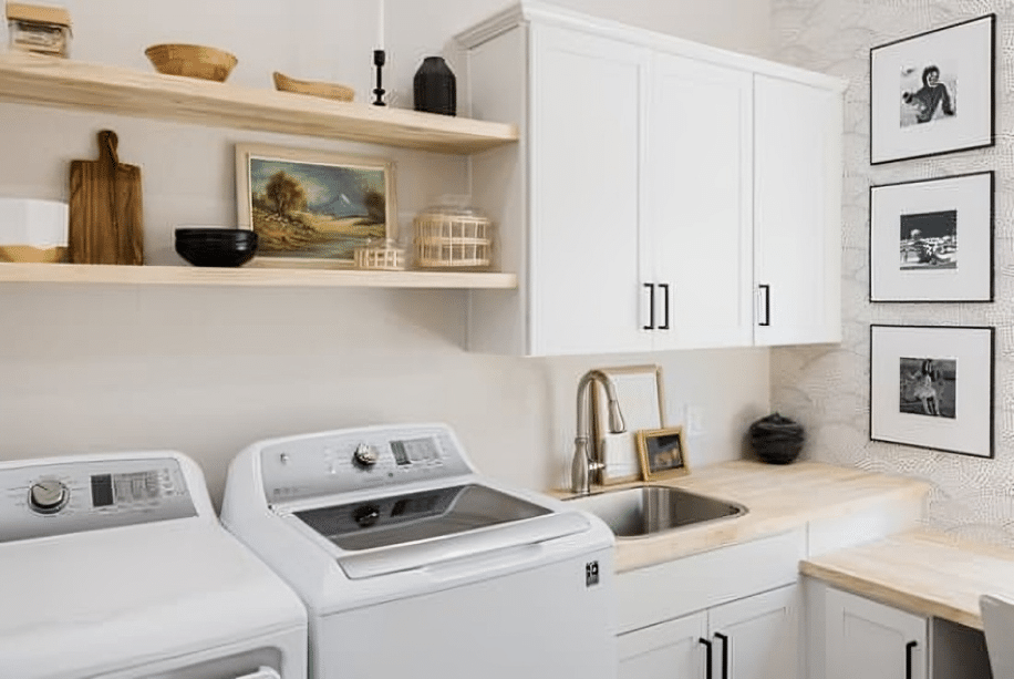 https://www.handymanconnection.net/jacksonville-beach/wp-content/uploads/sites/84/2024/03/canva-MAEgNqpyYYA.png