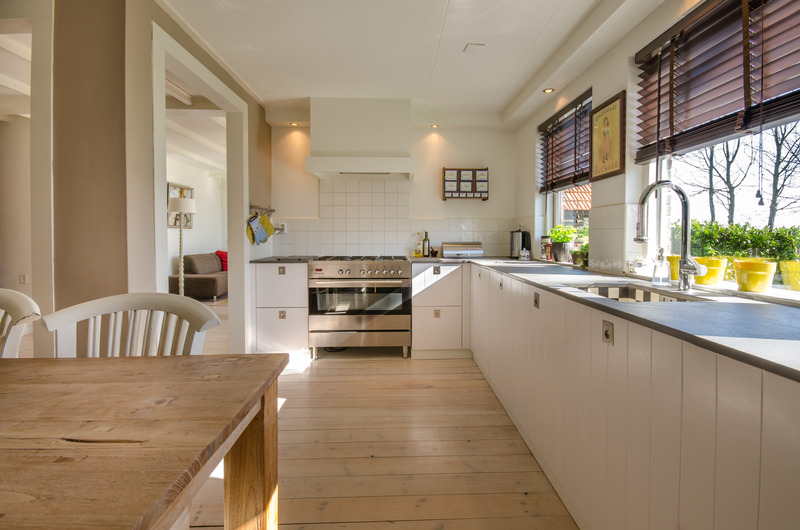 https://www.handymanconnection.net/lexington/wp-content/uploads/sites/26/2021/05/kitchen-flooring.jpg