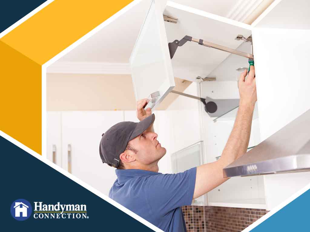 Installing Kitchen Cabinet Hardware