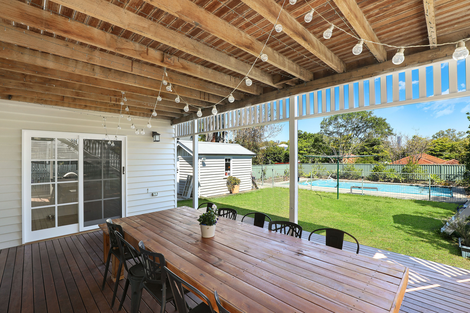 https://www.handymanconnection.net/mckinney-frisco/wp-content/uploads/sites/31/2021/05/backyward-getaway.jpg