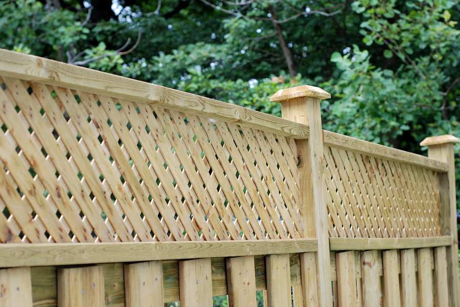 our handymen completed a wooden fence and lattice work project in Waterford, MI