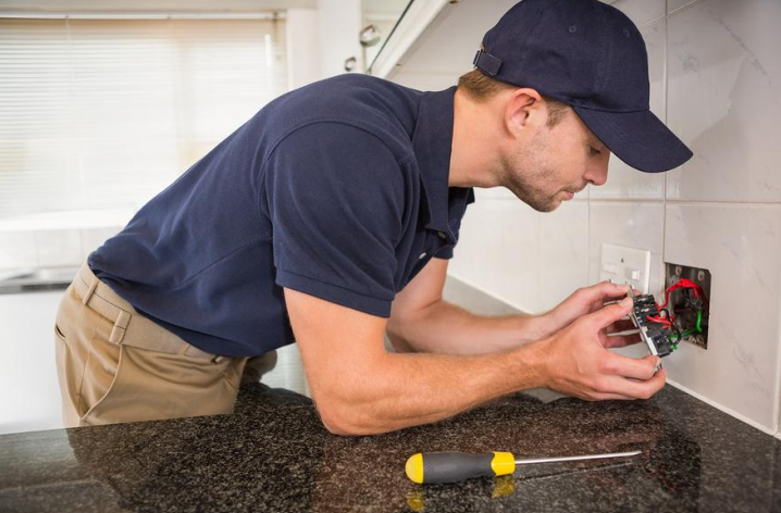 electrical repair in Rockford, IL