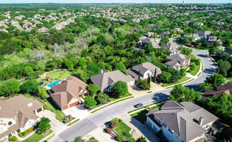 aerial view of Shawnee, KS, neighborhood