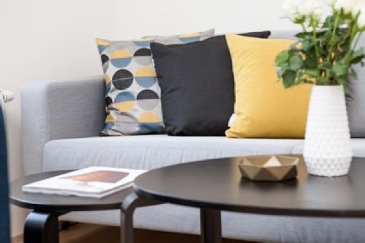 https://www.handymanconnection.net/victoria/wp-content/uploads/sites/52/2021/06/HMC-Victoria-New-Year-–-New-You-Avoid-these-Decorating-Mistakes.jpg