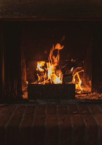 https://www.handymanconnection.net/victoria/wp-content/uploads/sites/52/2021/06/Tips-for-Fireplace-Handyman-Connection-of-Victoria.jpg