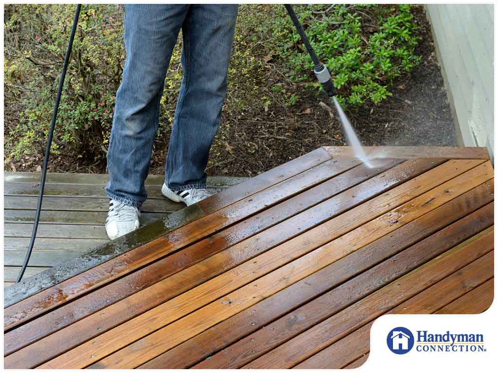 https://www.handymanconnection.net/winter-park/wp-content/uploads/sites/58/2021/06/file-4.jpg